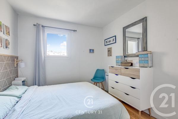 Appartement F3 à vendre  3 pièces - 61,80 m2 PARIS - 75015