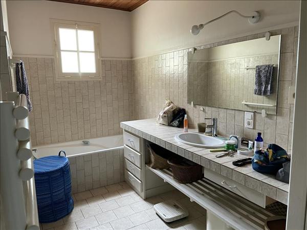 Maison à vendre |  Saint-Georges-d'Oléron |  4 pièces | 133 m²