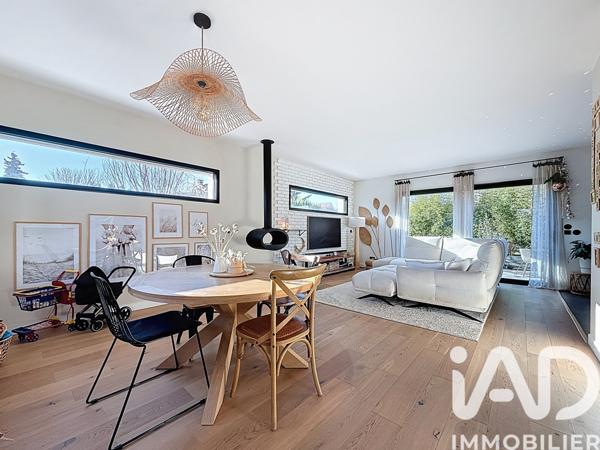 Maison à vendre 6 pièces 142 m² Jouy-le-Moutier