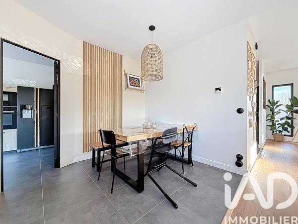 Maison à vendre 6 pièces 142 m² Jouy-le-Moutier