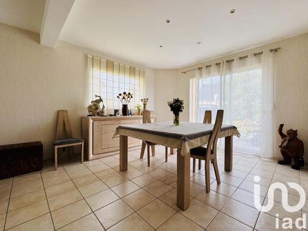 Maison à vendre 6 pièces 145 m² Orgères