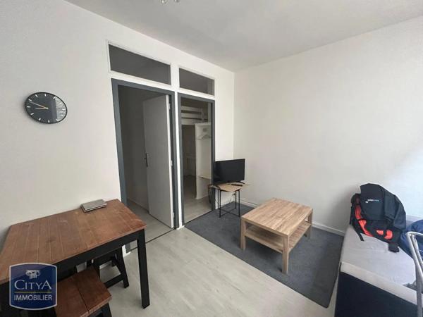 Appartement à louer 3 pièces 30.47m²