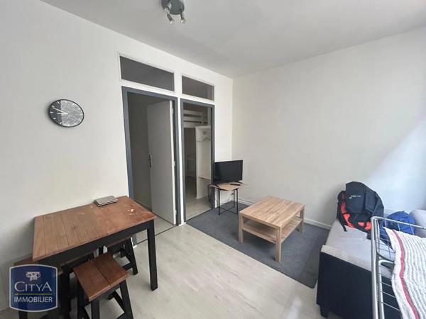 Appartement à louer 3 pièces 30.47m²