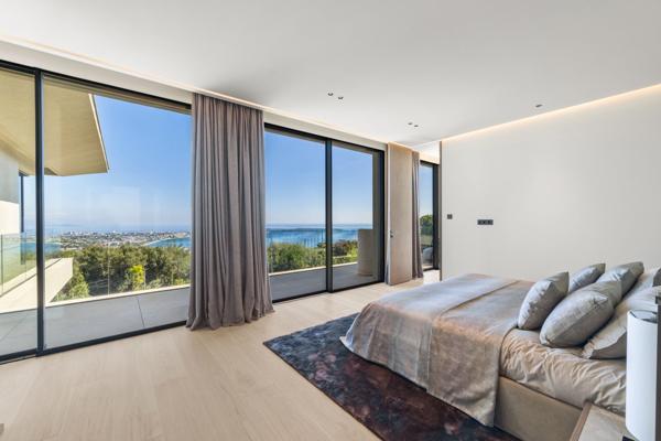 Vente Maison contemporaine Vallauris 12 Pièces 498 m²