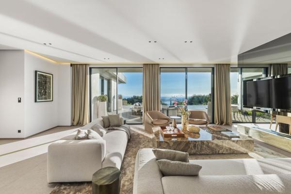 Vente Maison contemporaine Vallauris 12 Pièces 498 m²