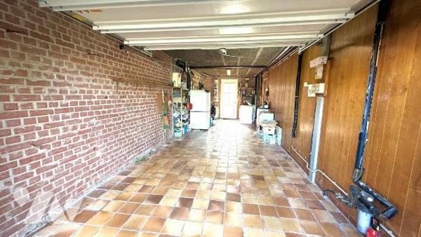 EN EXCLUSIVITÉ CHEZ VOTRE NOTAIRE

Maison à vendre à HAZEBROUCK 4 chambres + Grand garage ave...