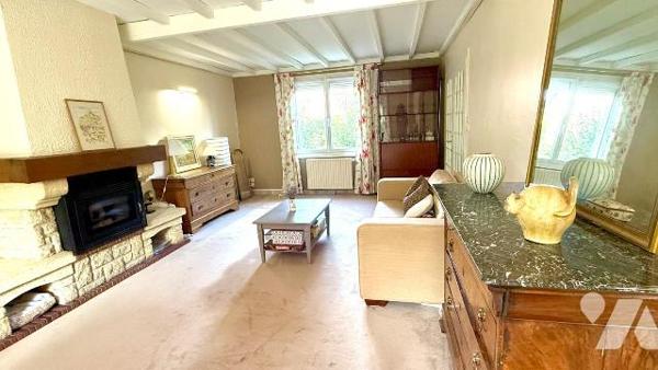 EN EXCLUSIVITÉ CHEZ VOTRE NOTAIRE

Maison à vendre à HAZEBROUCK 4 chambres + Grand garage ave...