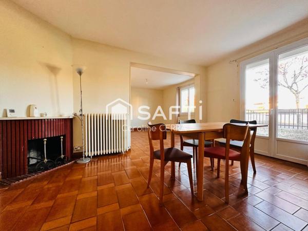Maison 3 chambres de plain pied avec commerces à proximité