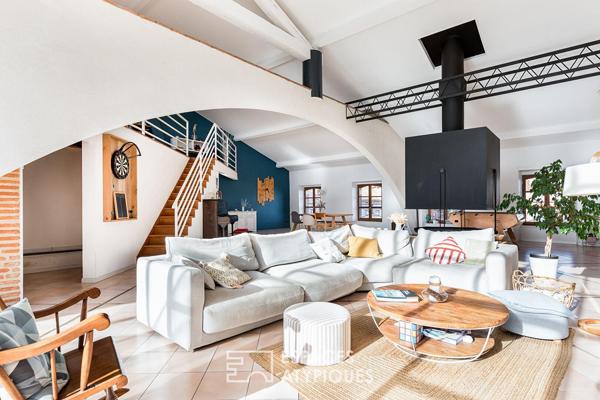 Maison d’exception, vues et terrasses en coeur de village