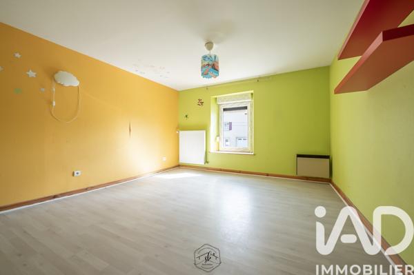 Immeuble à vendre 750 m² Monneren