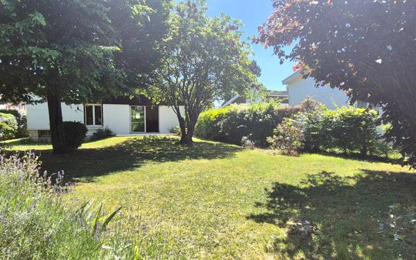 Maison à vendre    4 pièces • 73,94 m2 Yerres