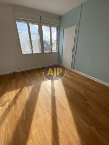 Vente maison L Hay Les Roses : 649 990 € - AJP Immobilier Paris 15 - Agence Grenelle