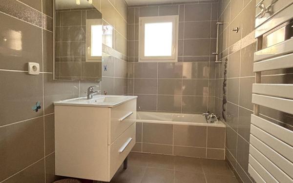 Maison à vendre    4 pièces •  Balaruc-le-Vieux