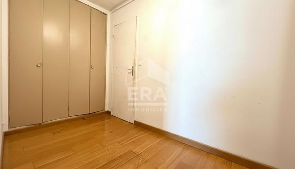 Rare à la Vente F3 de 76m2 avec son jardin de 150m2 COURCOURONNES LAC