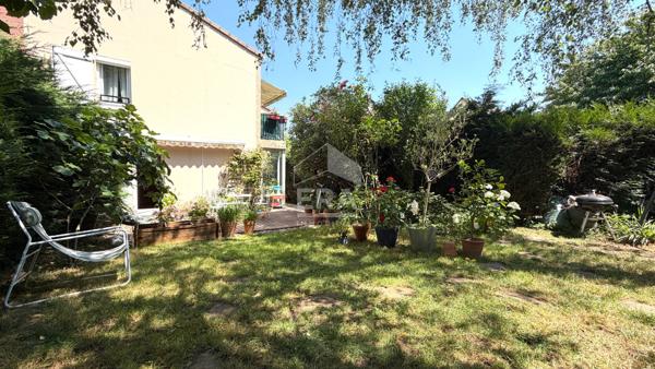 Rare à la Vente F3 de 76m2 avec son jardin de 150m2 COURCOURONNES LAC