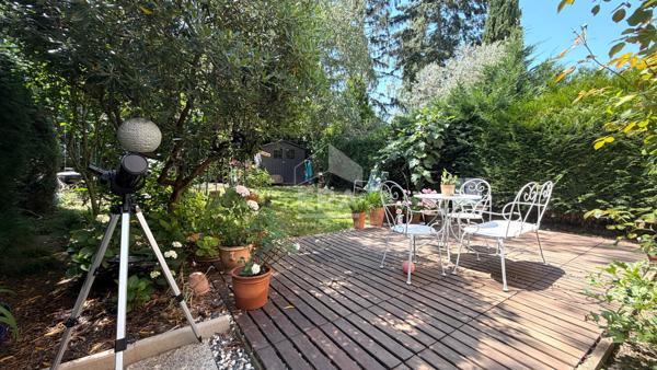 Rare à la Vente F3 de 76m2 avec son jardin de 150m2 COURCOURONNES LAC