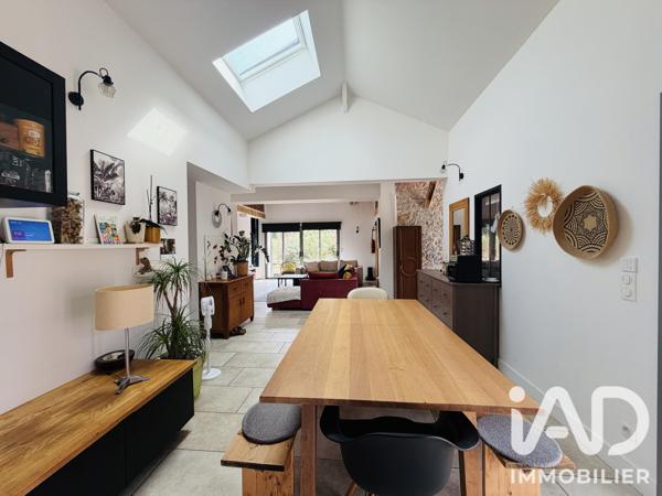 Maison à vendre 7 pièces 173 m² Saubrigues