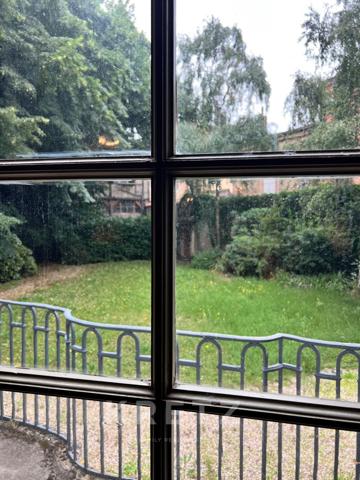 Hotel particulier de 1000m2 dans le triangle d'or