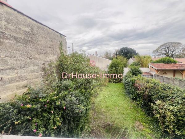 Immeuble à vendre 12 pièces de 390 m²