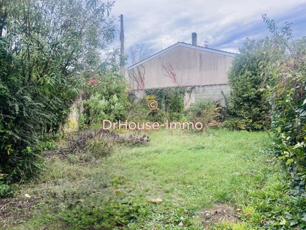 Immeuble à vendre 12 pièces de 390 m²