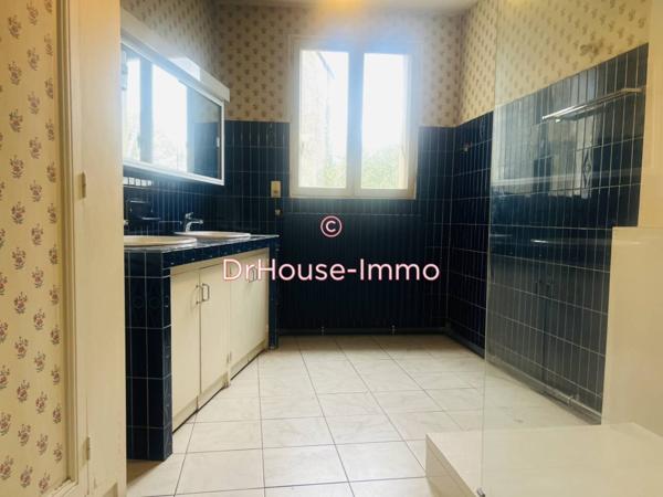 Immeuble à vendre 12 pièces de 390 m²