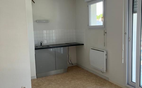 Appartement à louer    1 pièce •  Saint-Cyr-sur-Loire