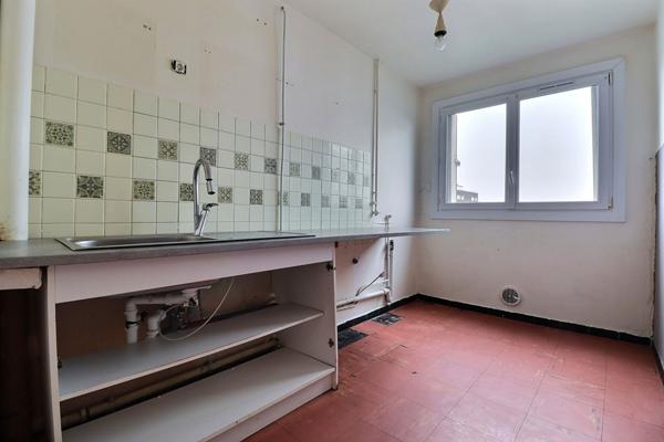 Appartement Aubervilliers 2 pièce(s) 43 m2