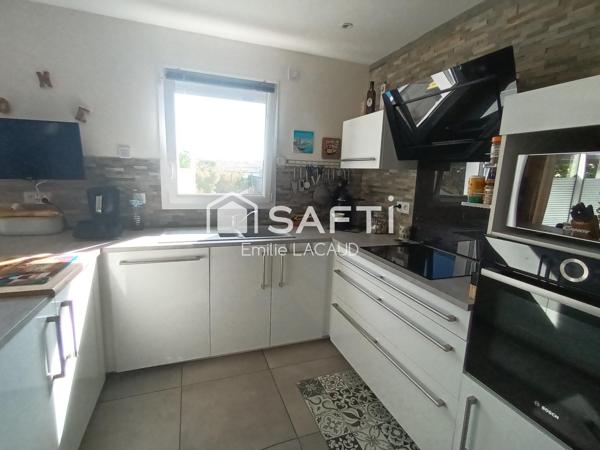 Maison T4 plain-pied avec garage et piscine