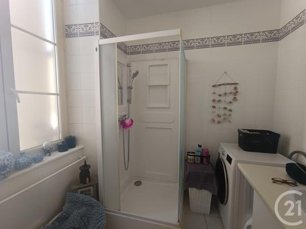 Appartement à vendre  3 pièces - 70 m 2   VILLENEUVE SUR LOT  - 47