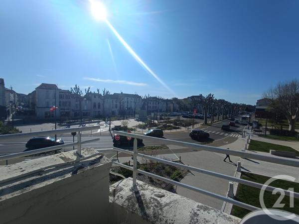 Appartement à vendre  3 pièces - 70 m 2   VILLENEUVE SUR LOT  - 47