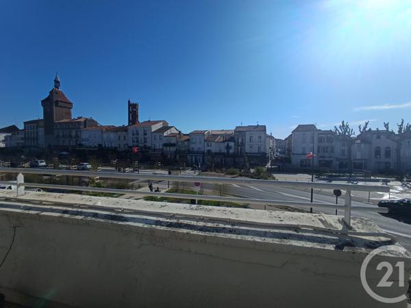 Appartement à vendre  3 pièces - 70 m 2   VILLENEUVE SUR LOT  - 47