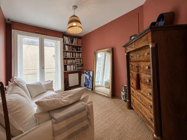Appartement de standing proche Halles centrales
