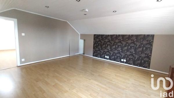 Maison 4 pièces de 91 m² à Le Chambon-Feugerolles (42500)