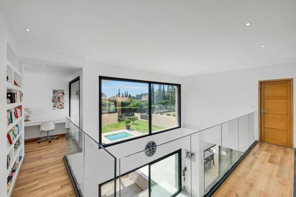 Immobilier Saint-Raphaël (83700) – Maison 235m2 – 1 680 000 €