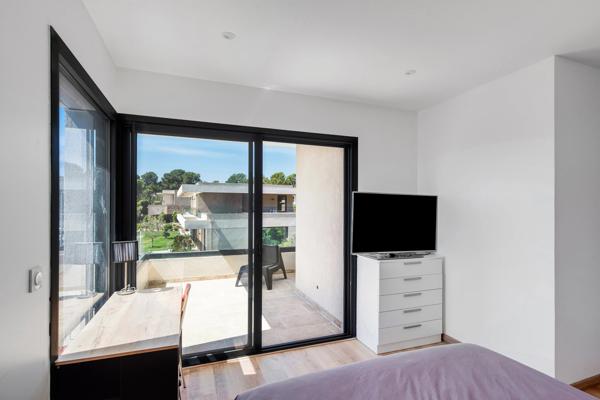 Immobilier Saint-Raphaël (83700) – Maison 235m2 – 1 680 000 €