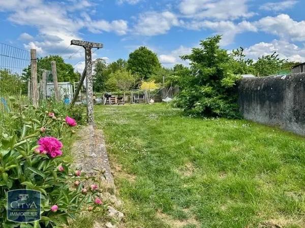 Maison à louer 3 pièces 84.27m² Neuvy-le-Roi (37370)