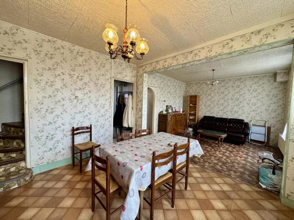 Vente                                                      Maison
                        
                     7 pièces                      90 m2                     à Beaumont-sur-Oise