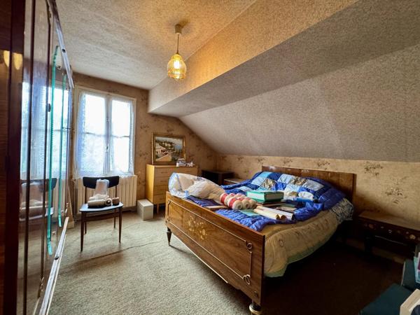 Vente                                                      Maison
                        
                     7 pièces                      90 m2                     à Beaumont-sur-Oise