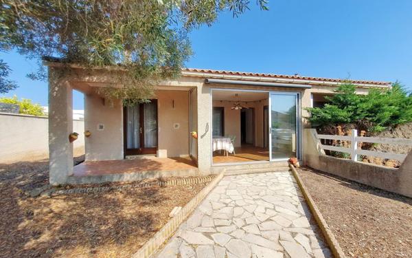 Maison à vendre    4 pièces •  Vias