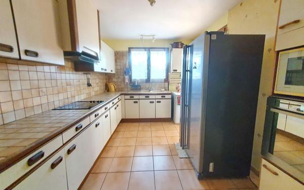 Maison à vendre    4 pièces •  Vias