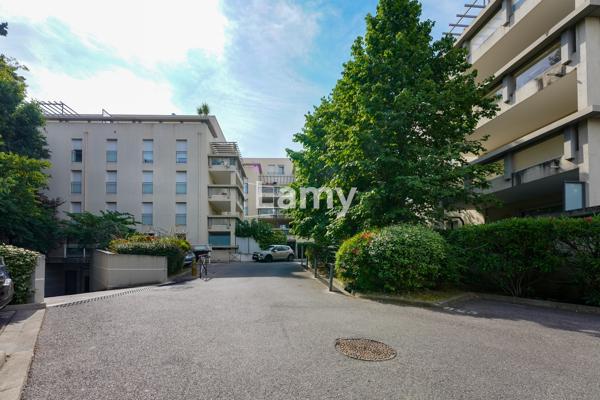 Appartement + parking