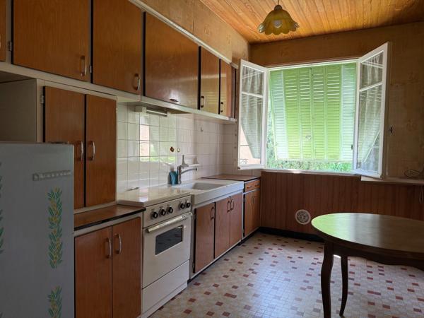 Maison à vendre 6 pièces, 590m² de terrain ALES (30)
