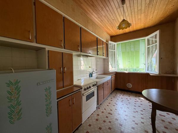 Maison à vendre 6 pièces, 590m² de terrain ALES (30)