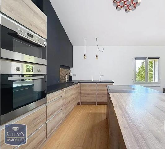 Appartement à louer 2 pièces 60.1m² Sète (34200)