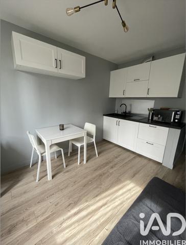 Location appartement 1 pièce 17 m² Louveciennes