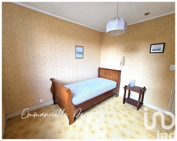 Maison à vendre 6 pièces 129 m² Saint-Julien-les-Villas