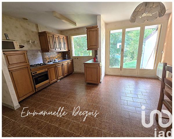 Maison à vendre 6 pièces 129 m² Saint-Julien-les-Villas