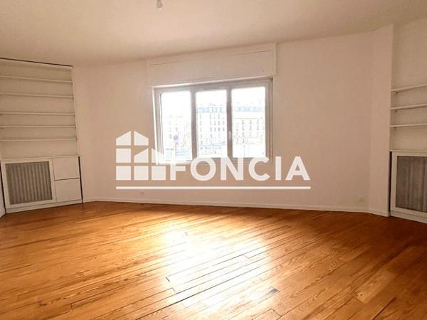 Location Appartement 2 pièces 55.66 m² - 10 RUE RAMBERVILLIERS Paris 75012