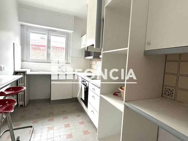 Location Appartement 2 pièces 55.66 m² - 10 RUE RAMBERVILLIERS Paris 75012