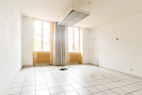 Vente Immeuble 13 pièces 418 m2 à Saint-Pourçain-sur-Sioule